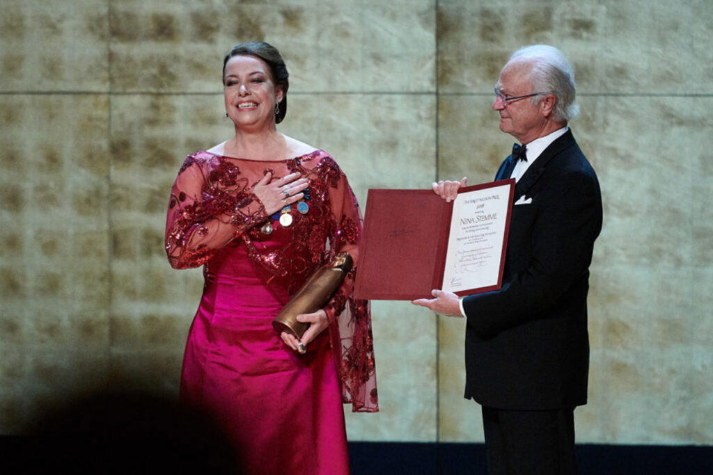 Jubilant presentation av Birgit Nilsson Prize till Nina Stemme.